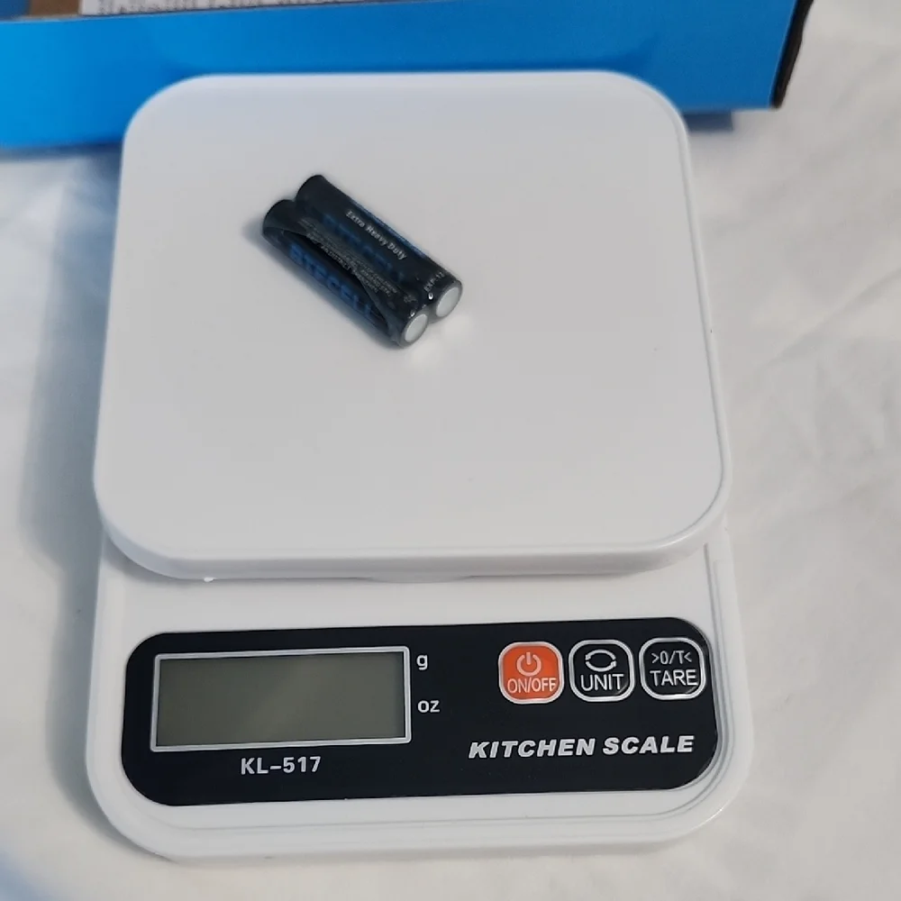 Blue and White Electronic Kitchen Scale